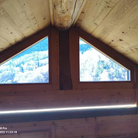 De Schoof, Mini-chalet Walser Avec Vue Epoustouflante * אלאניה ואלססיה
