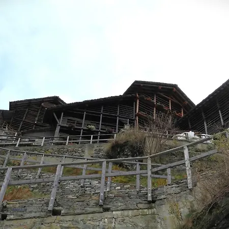De Schoof, Mini-chalet Walser Avec Vue Epoustouflante בקתה *